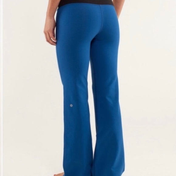 Lululemon Astro Pants 6 - Picture 2 of 5